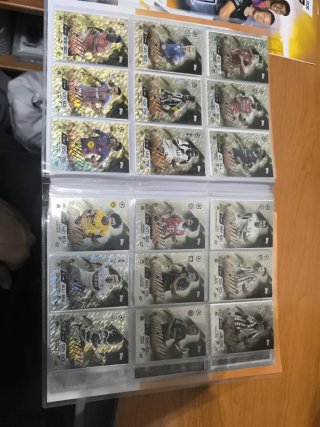 Album Match Attax Extra 25/26 Semi-Completo