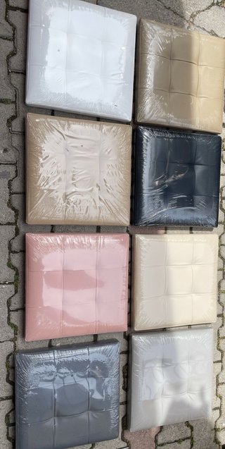 Pouf 38x38x38cm in ecopelle