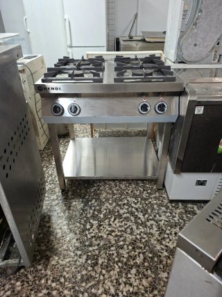 Cocina Industrial HENDI 4 Fogones