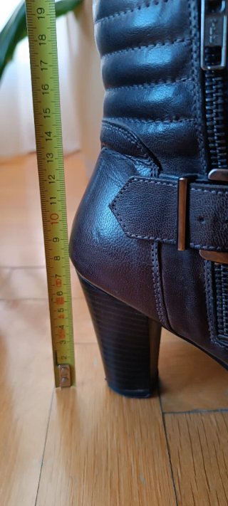 Botas de cuero marrón talla 38