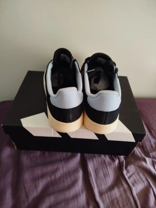Zapatillas Adidas Barreda Negras y Azules