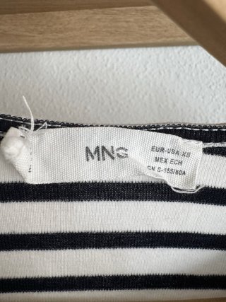 Camiseta Mango Rayas Blanca y Negra Talla XS