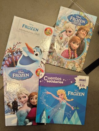 Lote de 4 libros de frozen