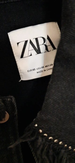 Chaqueta vaquera Zara con flecos