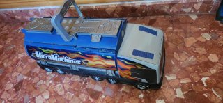 Camión Micro Machines con coches