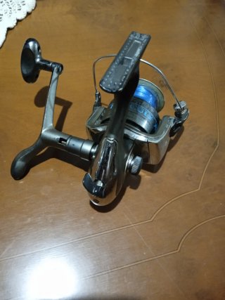 Caña de pescar Boomerang FIRST-400 + carrete