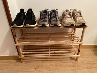 Zapatera de madera