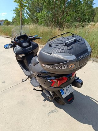 Suzuki Burgman 650 ABS Negra
