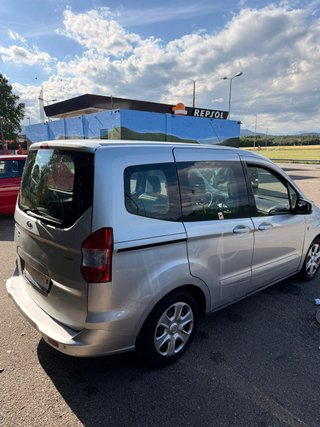 Ford Tourneo Courier 2016