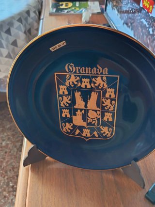 Plato decorativo Granada Oro de Ley