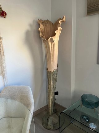 Lámpara Tulipán Beige y Dorada
