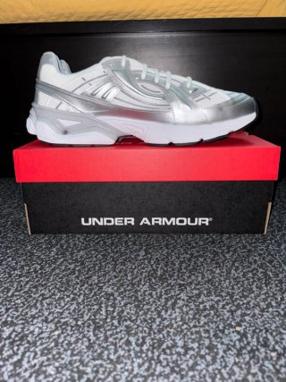 Under Armour UA Sola White Metallic Silver - 47 EU