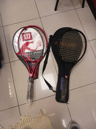 Raquetas de tenis Wilson y Rooster