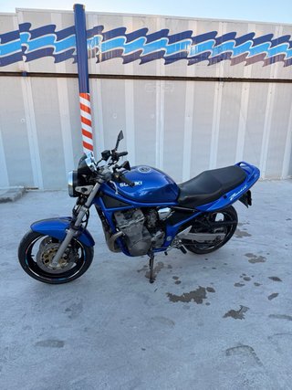 Suzuki Bandit 600cc Azul