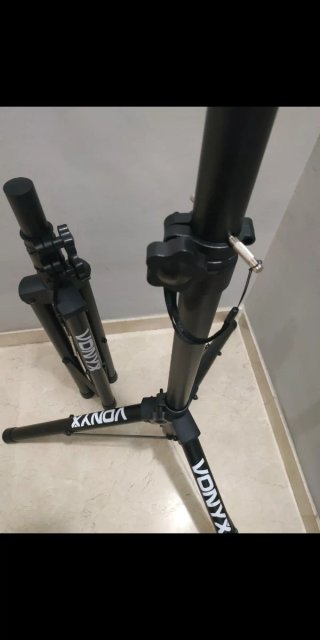 Pareja de trípodes Vonyx para altavoces
