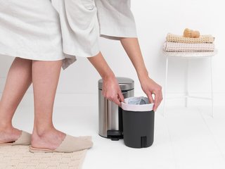 Brabantia cubo de basura pedal acero mate