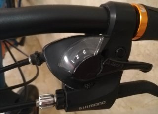 Bici MTB Marca: GIANT, Modelo: LIV BLISS, 27.5", S