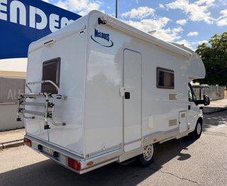 Autocaravana Mclouis capuchina con literas