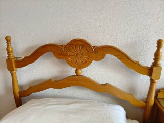 Dormitorio completo madera.