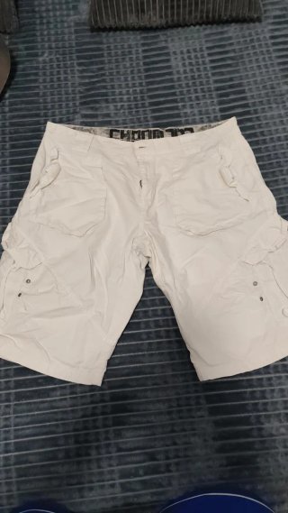 Pantalones cortos degradado, 6 euros la pieza