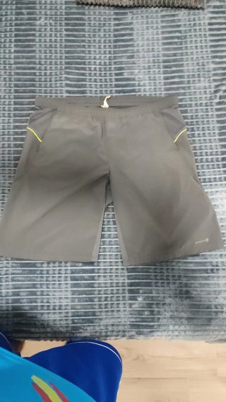 Pantalones cortos degradado, 6 euros la pieza