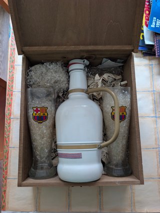 Bottiglia e Bicchieri Vintage Barcellona Anni '90 Birra