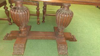 Mesa antigua plegable de madera