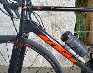 Bicicleta de carretera KTM
