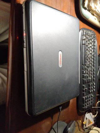 Portátil Compaq Presario R4000