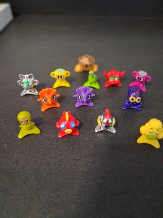 Lote Super Zings Figuras y Vehículos