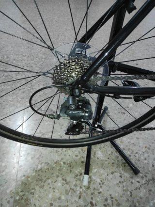 Bicicleta Mérida Scultura 100 Negra