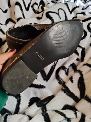 Mocasines dorados con goma