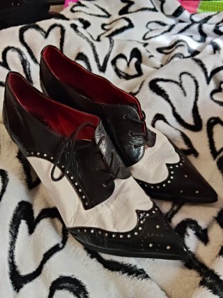 Zapatos Botín Tacón Blanco y Negro