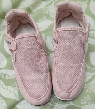 Zapatillas plataforma caladas rosa talla 38