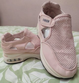 Zapatillas plataforma caladas rosa talla 38