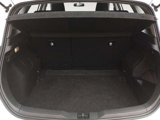 Toyota Auris 140H Hybrid Business 100 kW (136 CV)