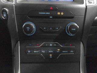 Ford S Max 2.5 Duratec Atkinson FHEV Titanium 140 kW (190 CV)