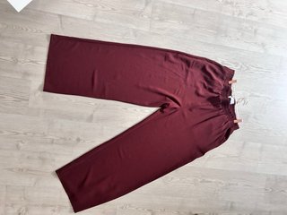Conjunto camiseta y pantalón