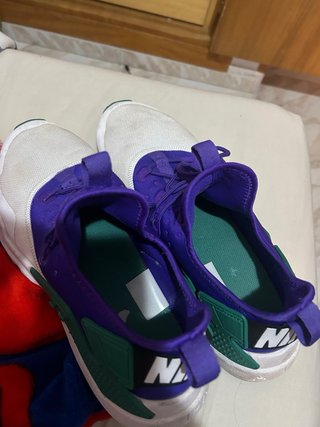 Nike Huarache Morado y Verde Talla 45
