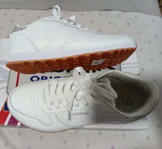 Skechers Air Cooled Memory Foam Blancas