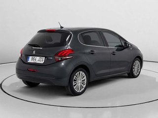 Peugeot 208 1.2L PureTech Style 60 kW (82 CV)