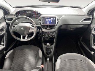 Peugeot 208 1.2L PureTech Style 60 kW (82 CV)