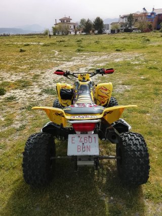 Suzuki LTZ 400 Quad Amarillo