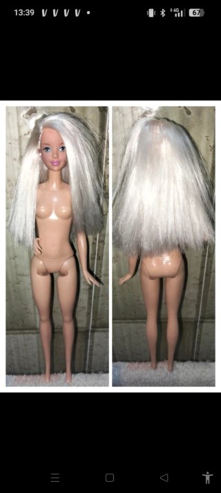 Bambola Barbie con vestito rosa