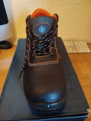 Botas de seguridad CHINTEX S3 SRC T.40