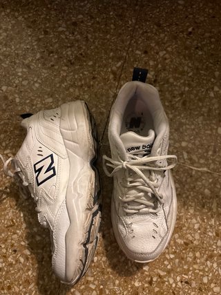 Tenis New Balance Talla 37.5 Blancos
