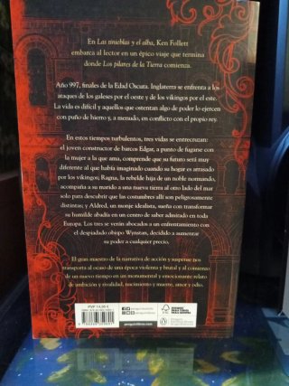 Las tinieblas y el alba (La precuela de Los pil...