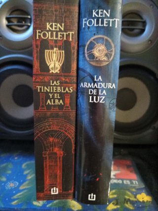 Las tinieblas y el alba (La precuela de Los pil...