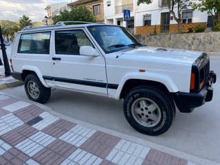 Jeep Cherokee 2000