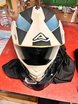 Casco y gafas nuevo